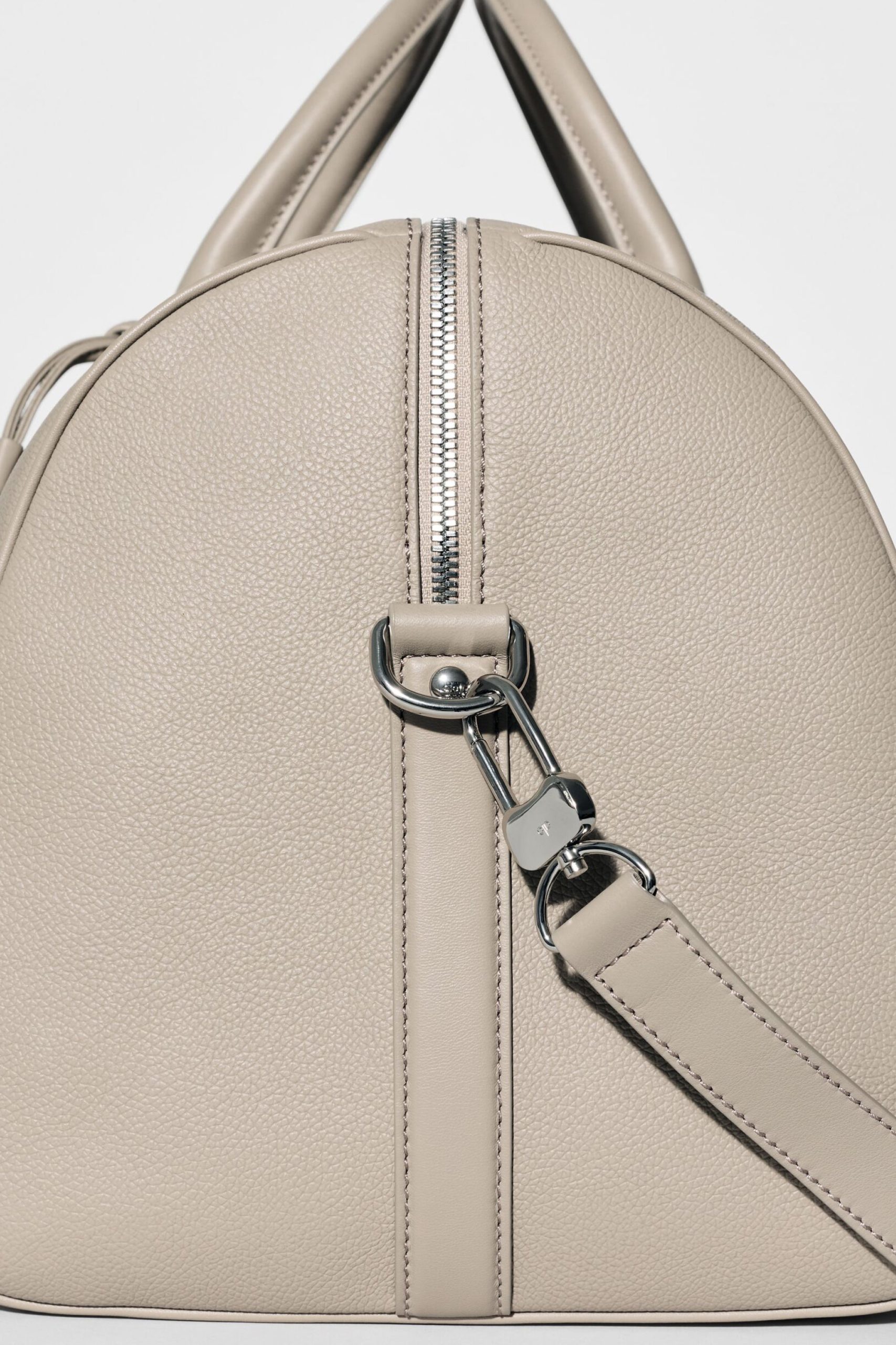 ALO Voyage Duffle - Gravel Leather - Image 5